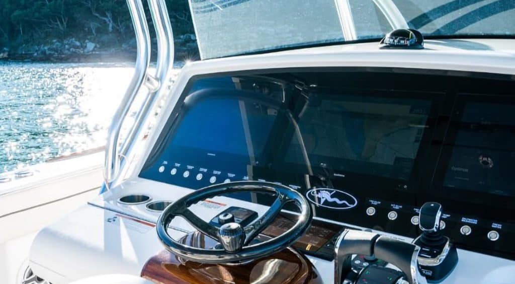 Yacht lettering detail